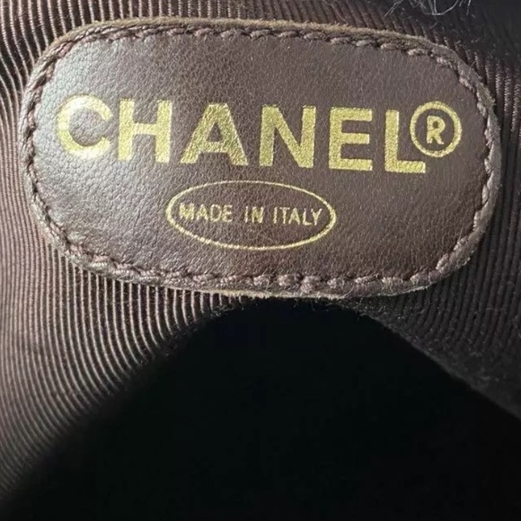 CHANEL CC CALFSKIN SHOULDER BAG - Picture 8 of 12